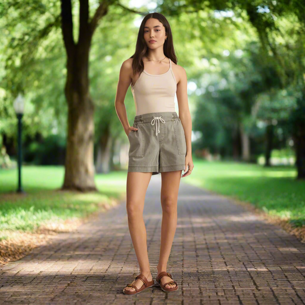 Summerland Short - Dusty Palm