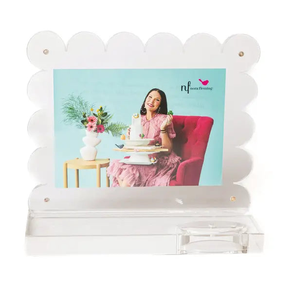 Scallop Acrylic Frame - Nora Fleming